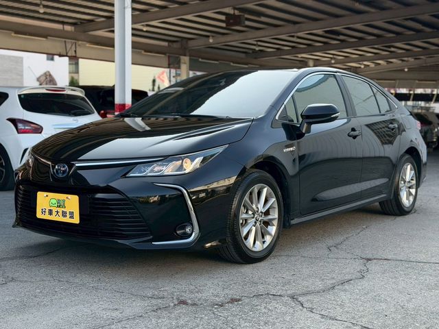 TOYOTA豐田 COROLLA ALTIS HYBRID  第1張相片