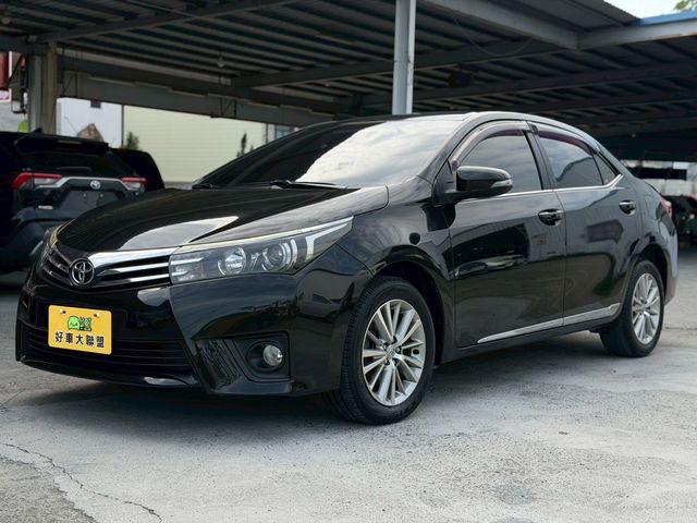 TOYOTA豐田 ALTIS  第1張相片