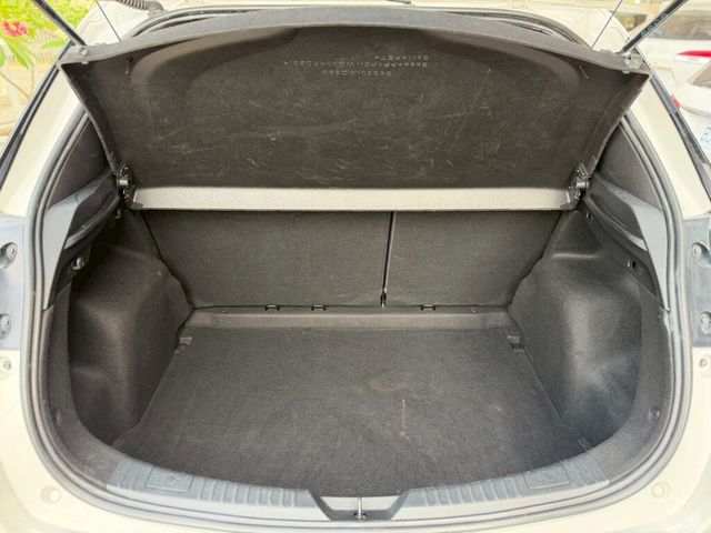 TOYOTA豐田 YARIS  第17張相片
