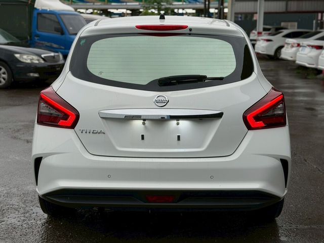 NISSAN日產 TIIDA  第5張相片
