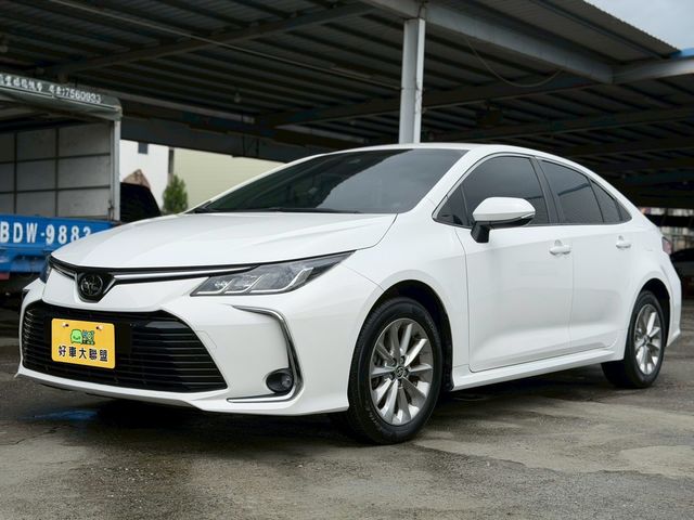 TOYOTA豐田 ALTIS  第1張相片