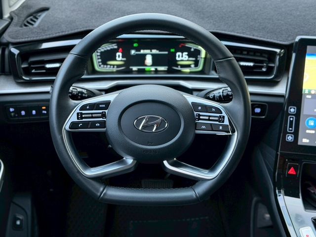 HYUNDAI現代 CUSTIN  第8張相片