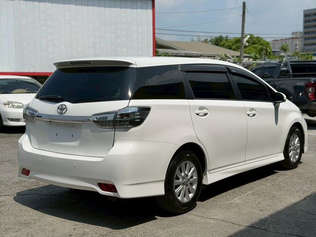 TOYOTA豐田 WISH  第4張相片