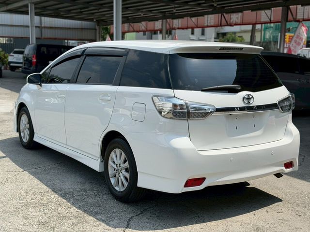TOYOTA豐田 WISH  第6張相片