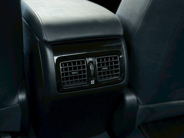 TOYOTA豐田 CAMRY  第16張相片