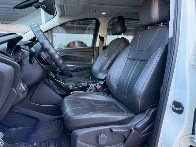 FORD福特 KUGA  第13張相片