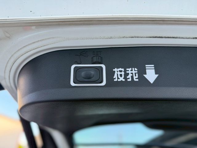 FORD福特 KUGA  第16張相片