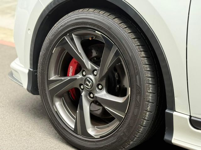 Luxgen U6 GT  第3張相片