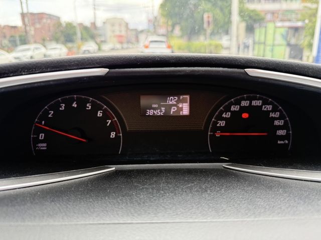 Toyota SIENTA  第3張相片