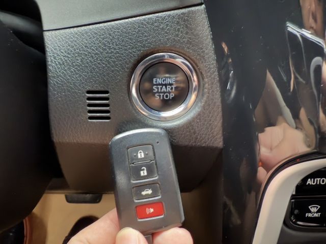 Toyota ALTIS  第1張相片