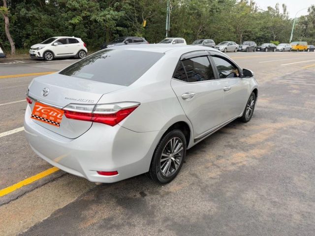 Toyota ALTIS  第7張相片