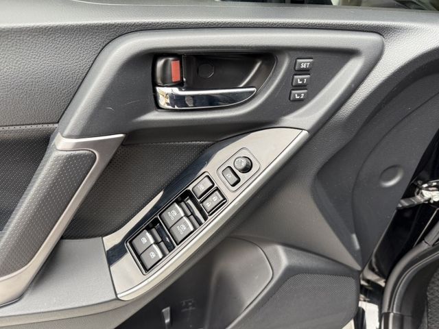 Subaru Forester  第12張相片