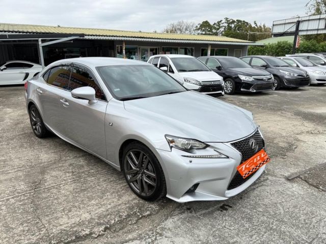 Lexus IS  第2張相片