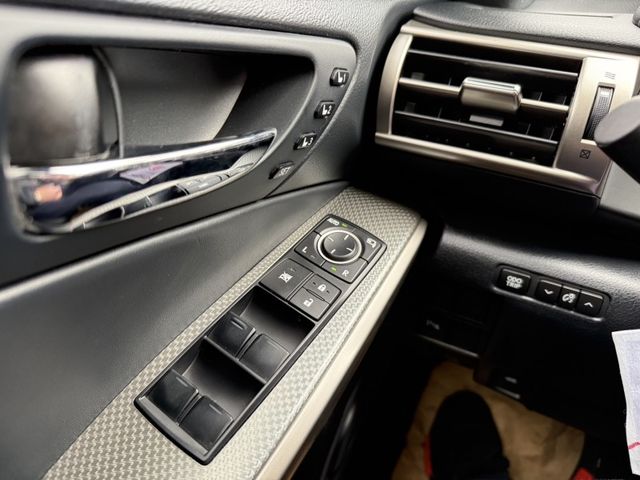 Lexus IS  第14張相片