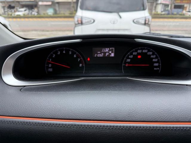 Toyota SIENTA  第9張相片