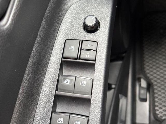 Toyota SIENTA  第11張相片