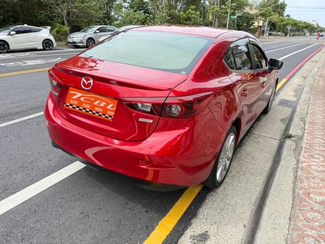 Mazda Mazda3  第4張相片