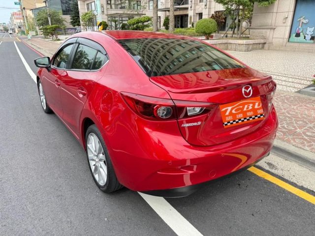 Mazda Mazda3  第6張相片