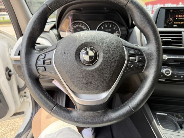 BMW/ 寶馬 118i  第10張相片