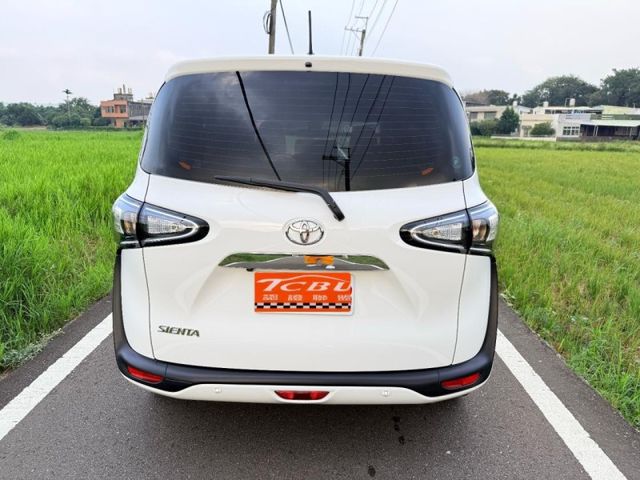Toyota SIENTA  第6張相片