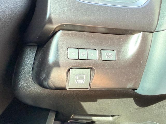 Lexus UX  第13張相片