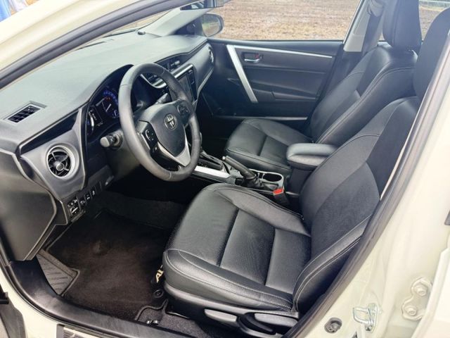 Toyota ALTIS  第7張相片