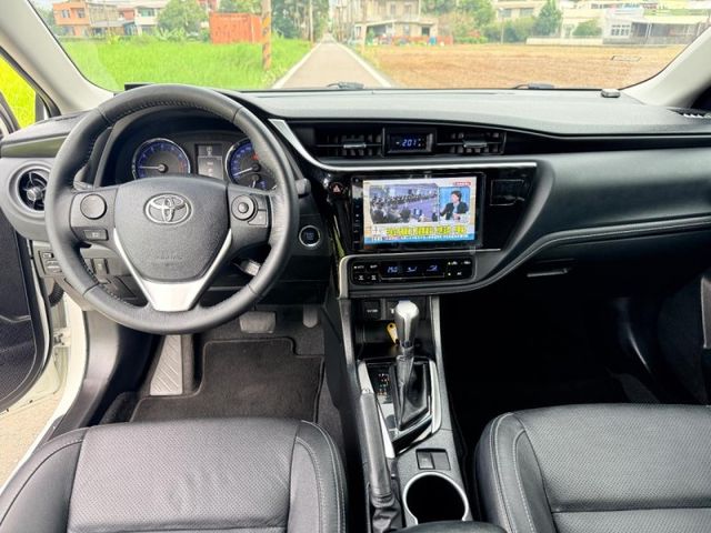 Toyota ALTIS  第9張相片