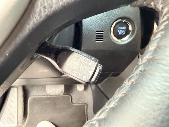 Toyota ALTIS  第13張相片