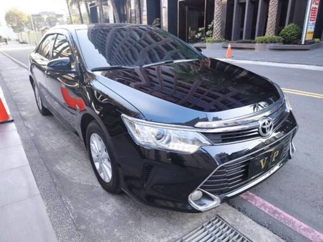 TOYOTA豐田 CAMRY  第2張相片