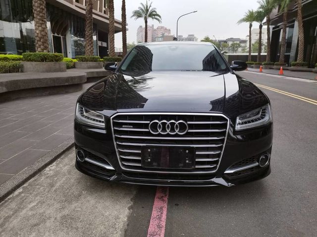AUDI奧迪 A8  第5張相片