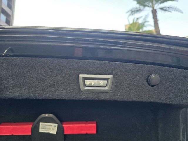 BMW寶馬 740LI  第13張相片