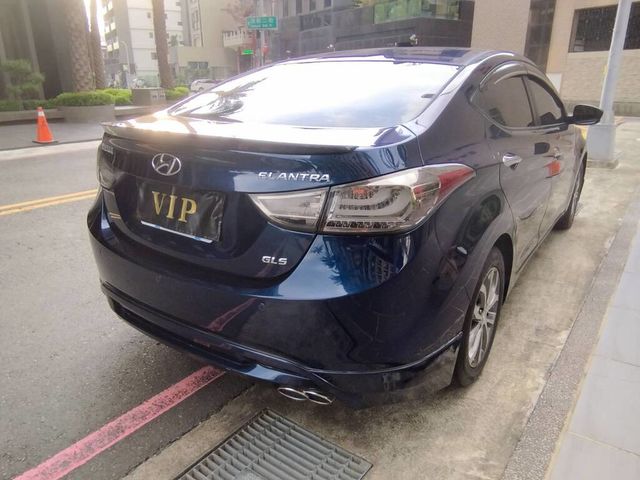 HYUNDAI現代 ELANTRA  第3張相片