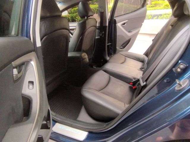 HYUNDAI現代 ELANTRA  第10張相片