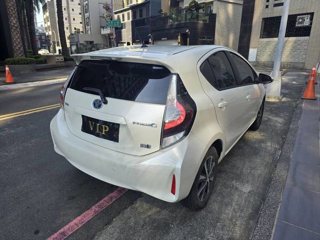 TOYOTA豐田 PRIUS C  第7張相片