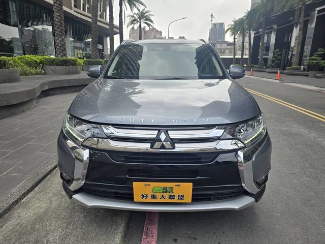 MITSUBISHI三菱 OUTLANDER  第2張相片