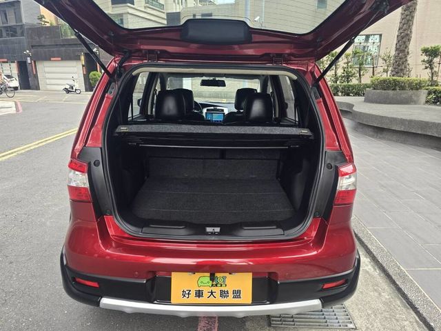 NISSAN日產 LIVINA  第7張相片