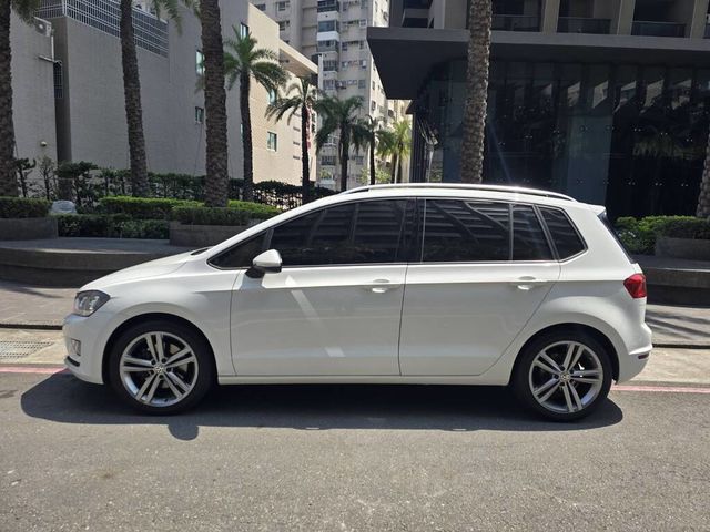 VOLKSWAGEN福斯 GOLF SPORTSVAN  第4張相片