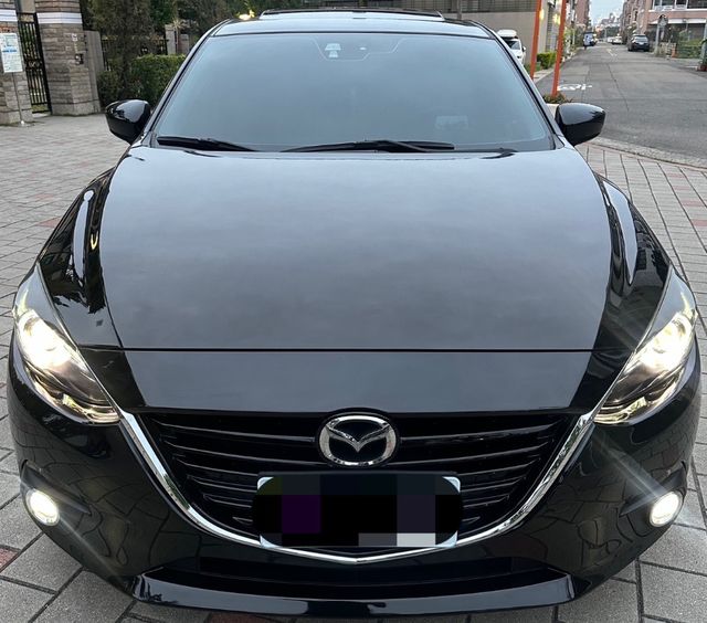 MAZDA馬自達 MAZDA 3  第3張相片