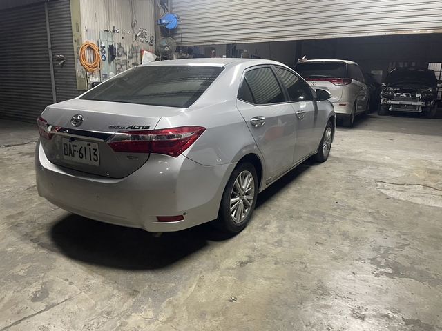 TOYOTA豐田 ALTIS  第6張相片