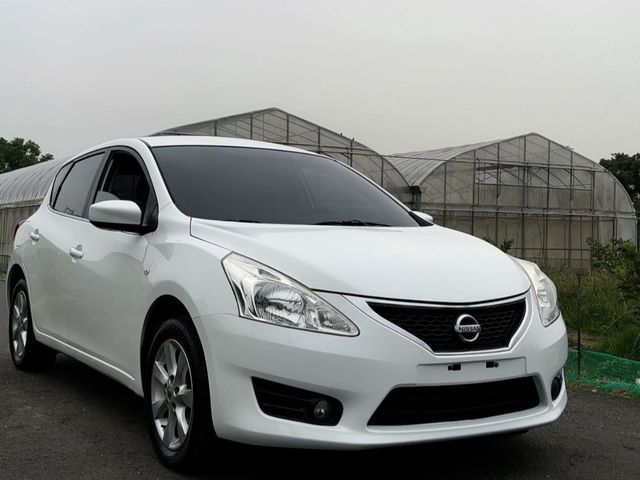 NISSAN日產 TIIDA  第3張相片
