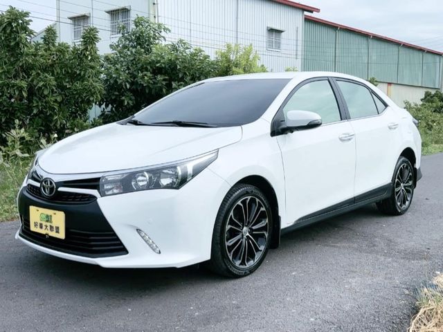 TOYOTA豐田 ALTIS  第1張相片