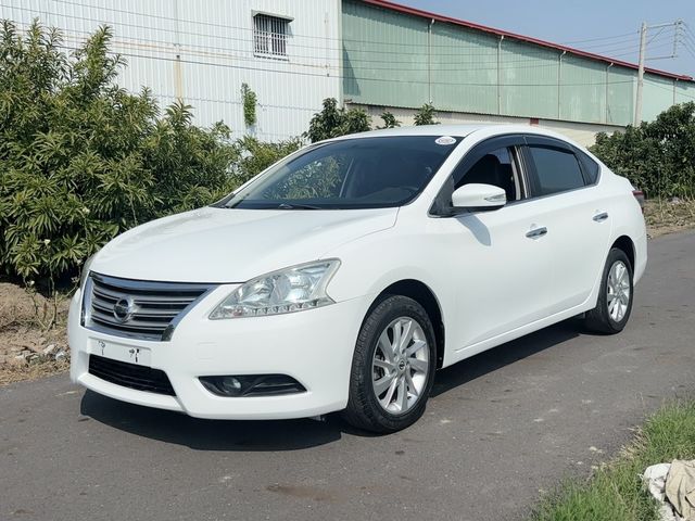 NISSAN日產 SENTRA  第5張相片