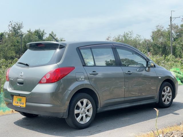 NISSAN日產 TIIDA  第8張相片