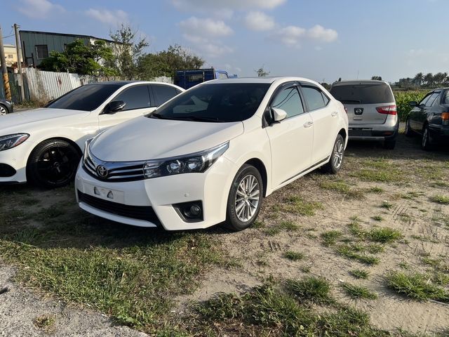 TOYOTA豐田 ALTIS  第1張相片