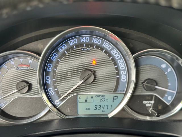 TOYOTA豐田 ALTIS  第3張相片