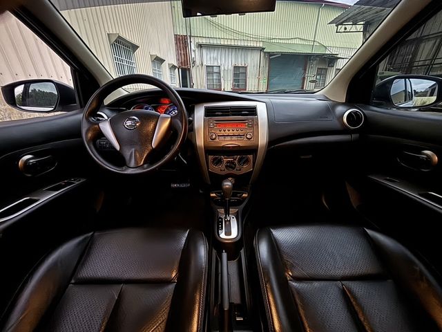 NISSAN日產 LIVINA  第4張相片