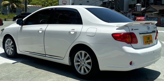 TOYOTA豐田 ALTIS  第6張相片