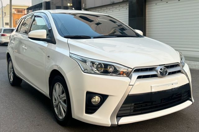 TOYOTA豐田 YARIS  第2張相片