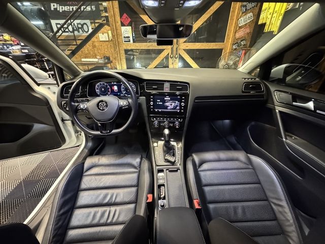 VOLKSWAGEN福斯 GOLF  第2張相片