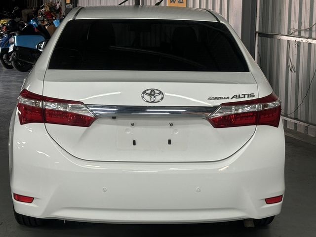 TOYOTA豐田 ALTIS  第4張相片